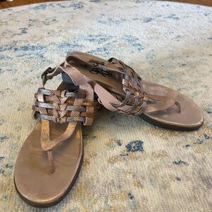 Women's Metallic Sandals